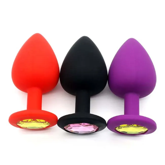 اسباب بازی های جنسی پلاگین مقعد الماس برای زن